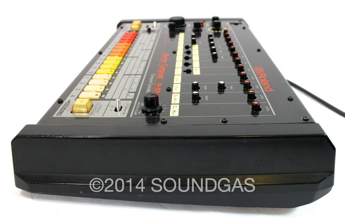 Roland TR-808 (Left Side)