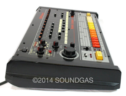 Roland TR-808 (Right Side)