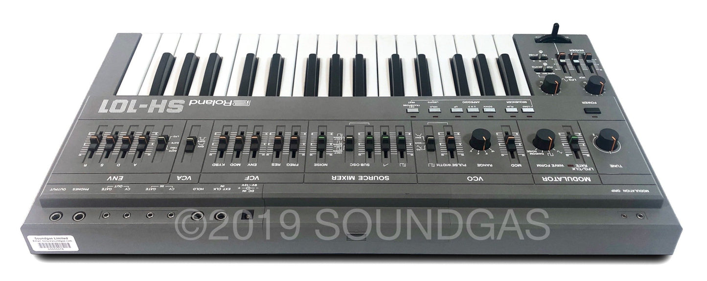 Roland SH-101