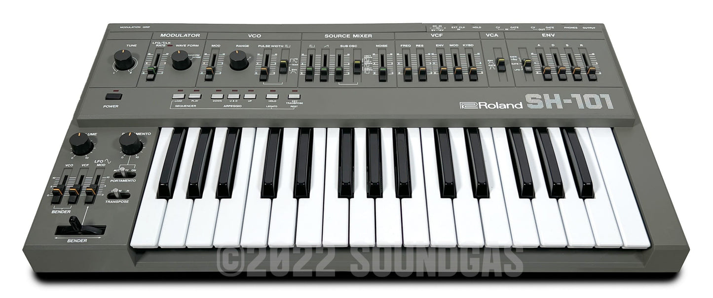 Roland SH-101 - Boxed