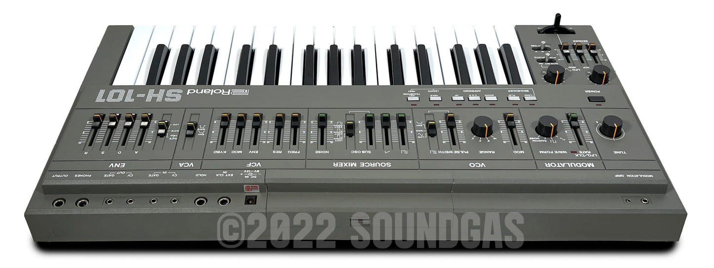 Roland SH-101 - Boxed