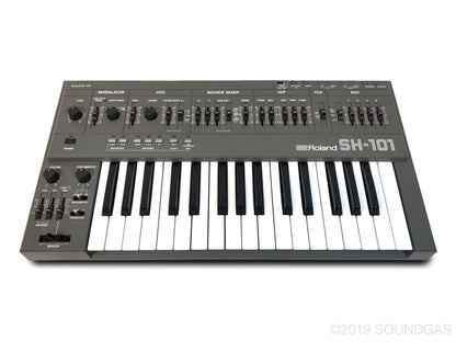 Roland SH-101