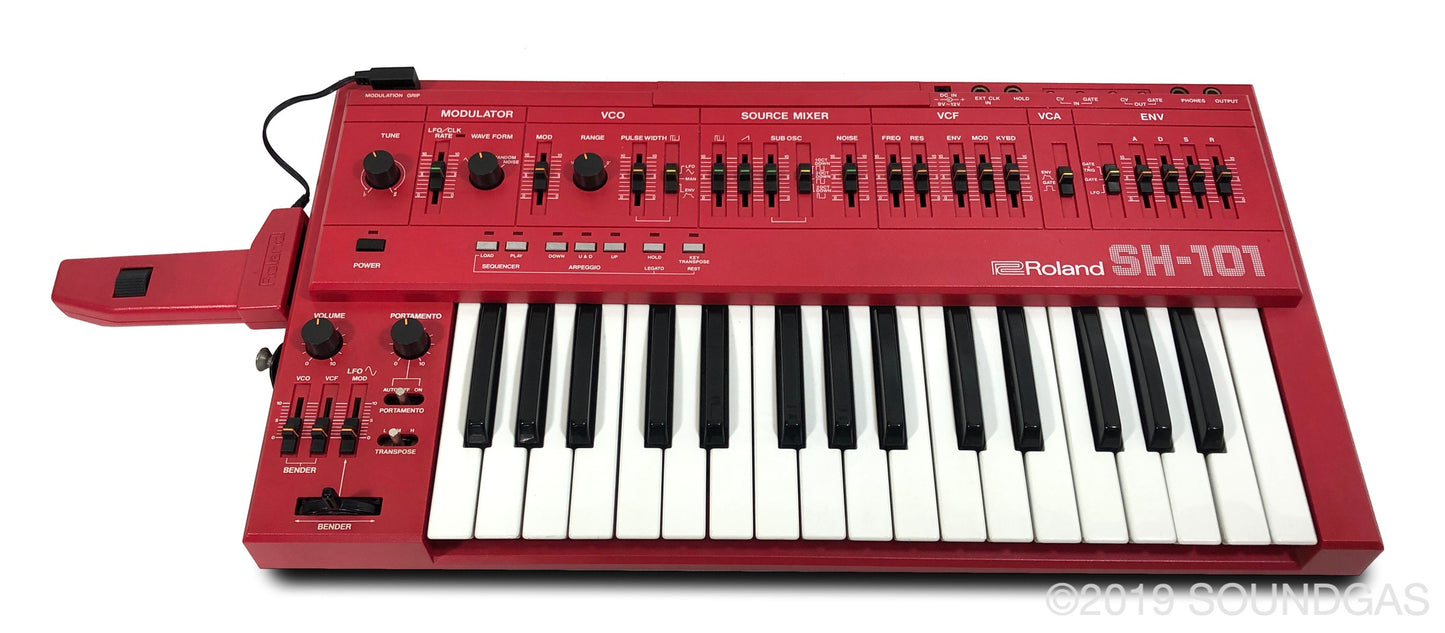 Roland SH-101 - Red