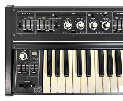 Roland SH-2 Synthesizer