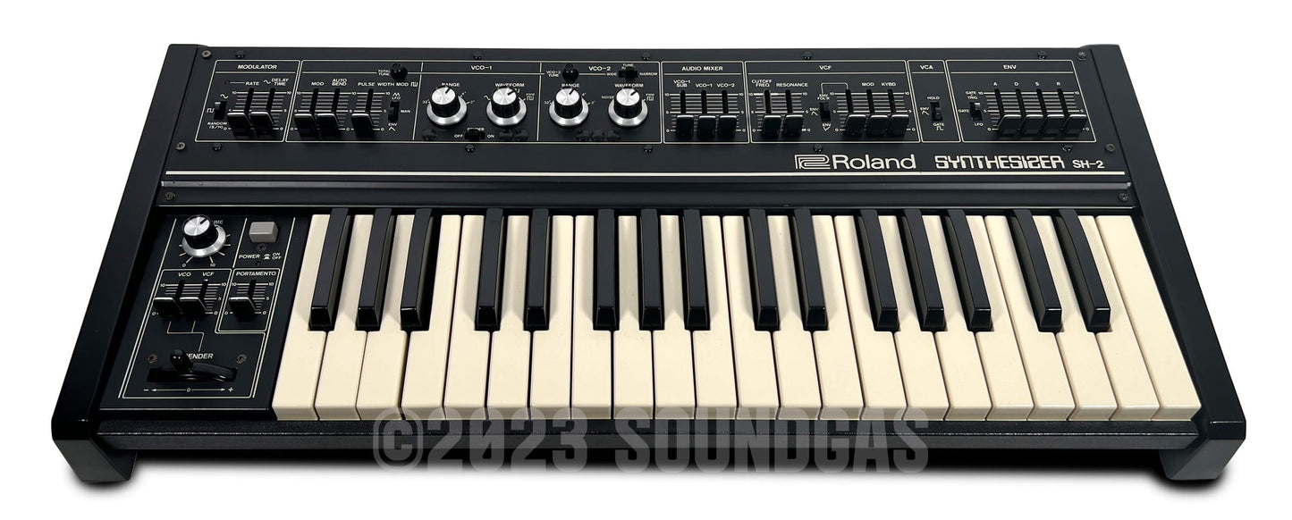 Roland SH-2 Synthesizer