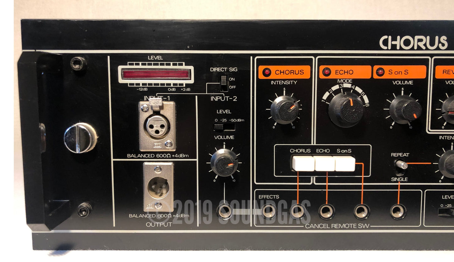 Roland SRE-555 Chorus Echo