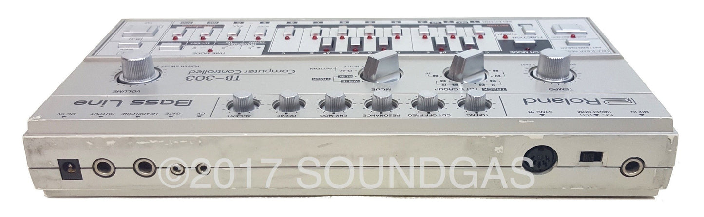 Roland TB-303 Bass Line