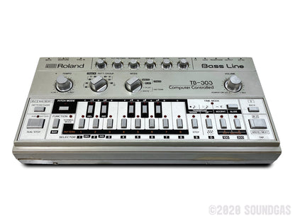 Roland TB-303 Bass Line