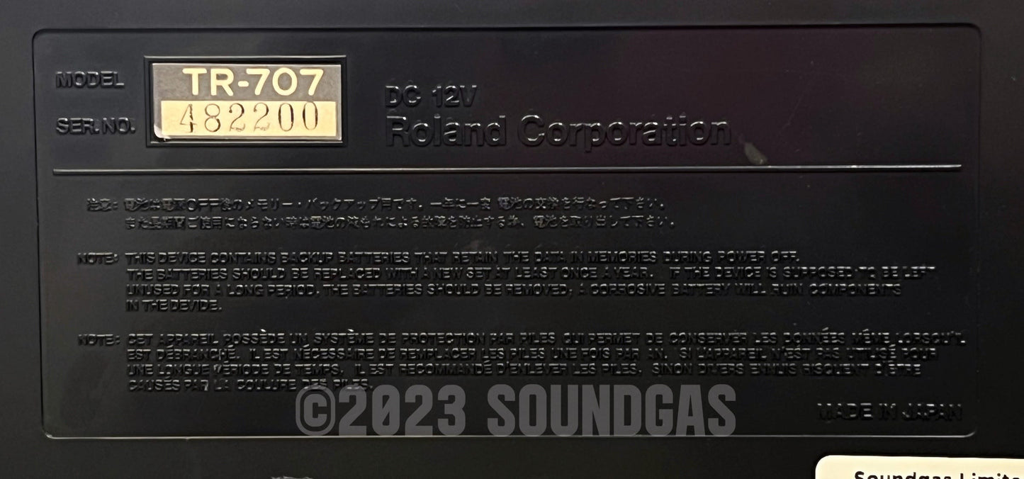 Roland TR-707 Circuitbent, Expanded (727 808 909 + 4 Soundgas Banks)