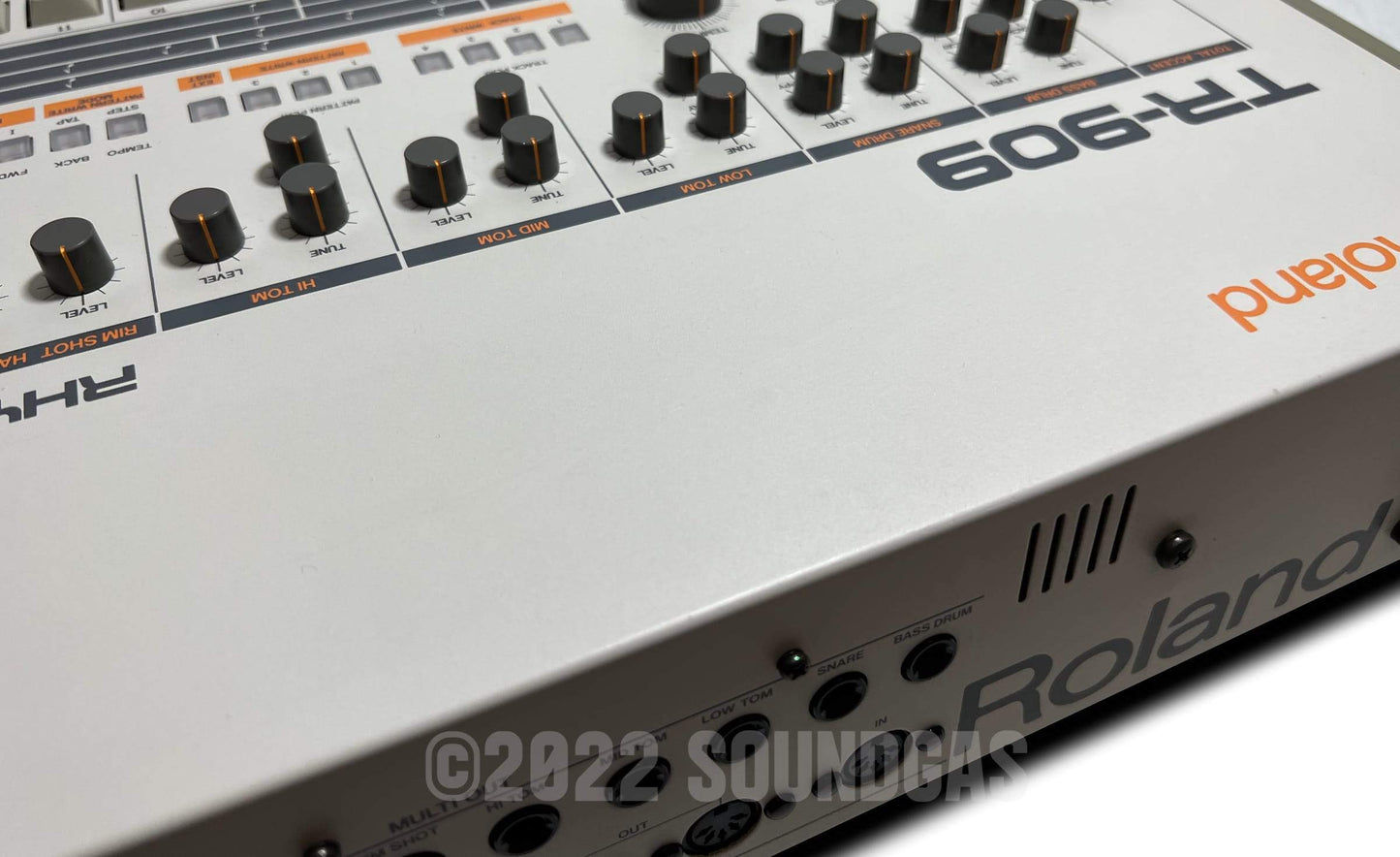 Roland TR-909 Rhythm Composer