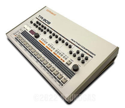 Roland TR-909 Rhythm Composer