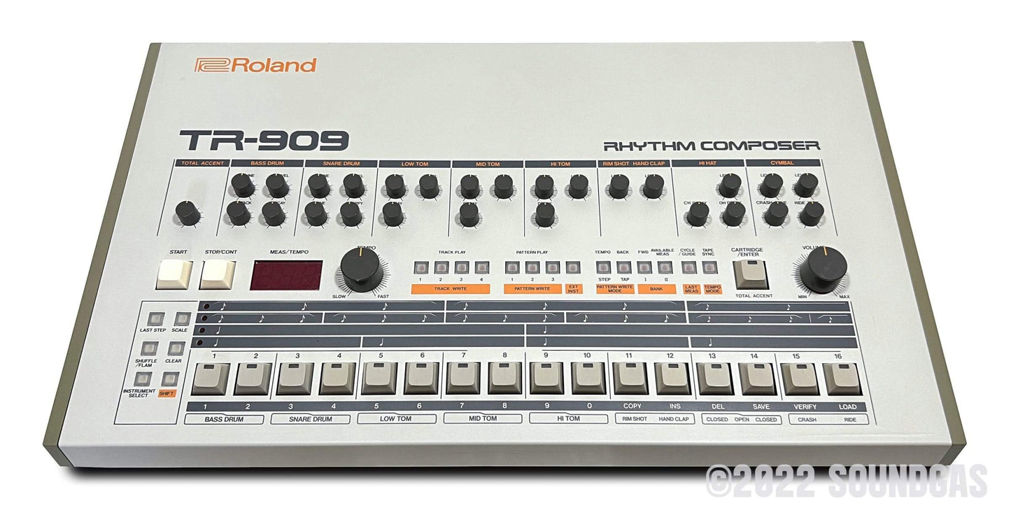 Roland TR-909 Rhythm Composer