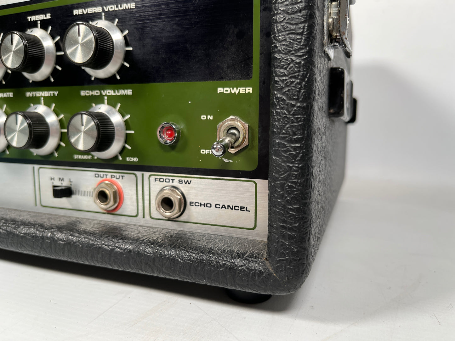 Roland RE-201 Space Echo, Early Preamp Mod, Zero Head Gain