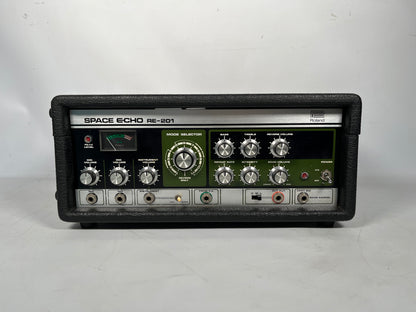 Roland RE-201 Space Echo, Early Preamp Mod, Zero Head Gain