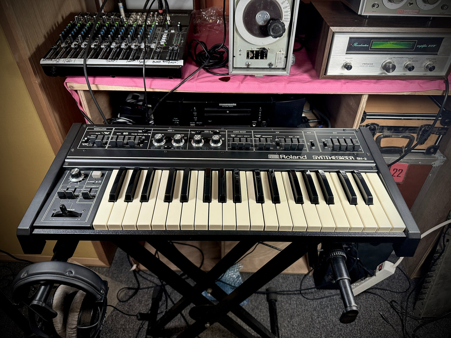 Roland SH-2 New Old Stock