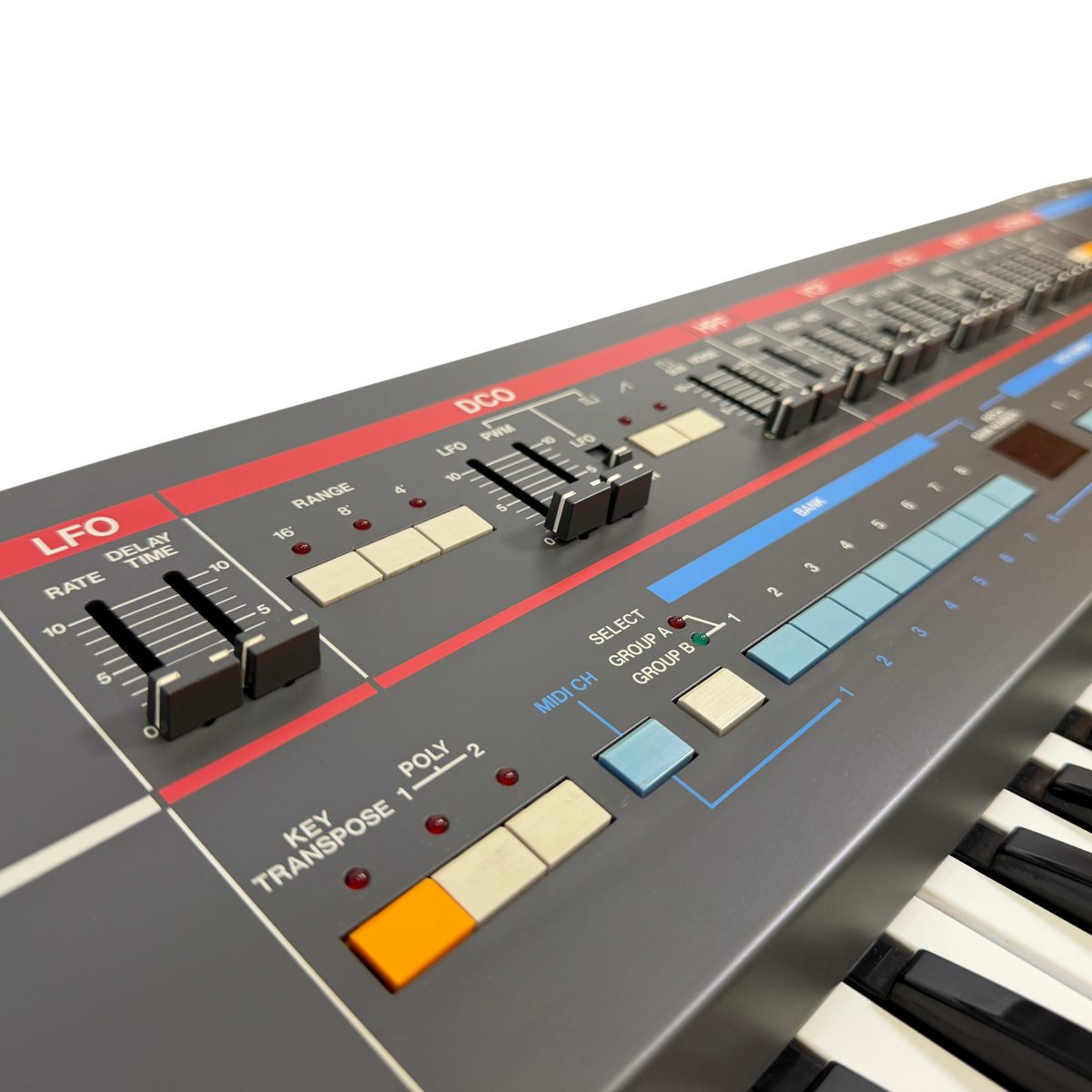 Roland Juno-106_12
