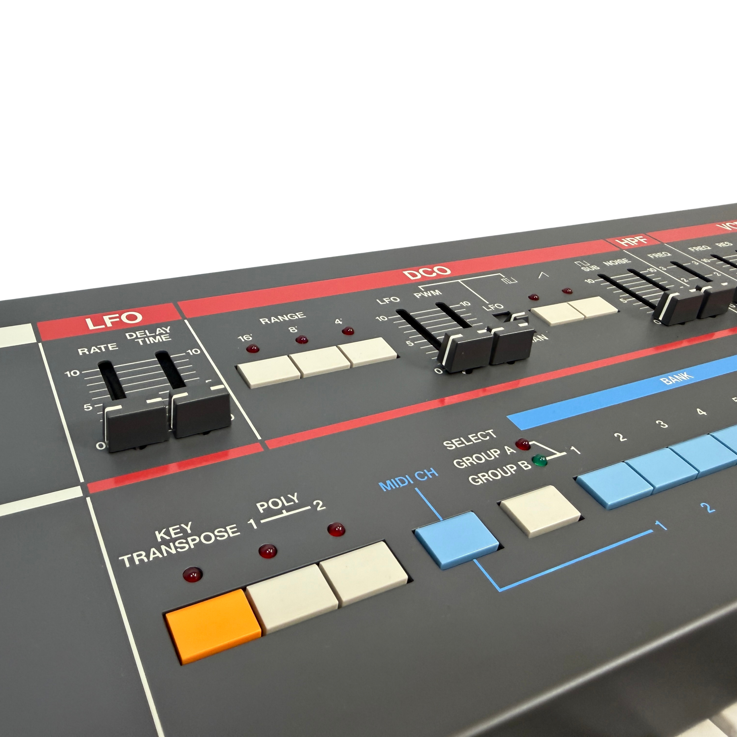 Roland Juno-106 555603 Close Up