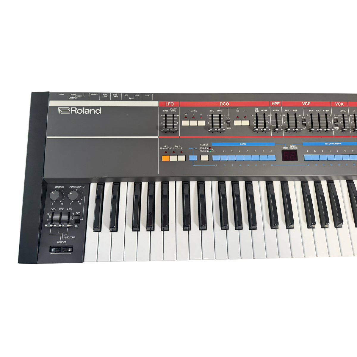 Roland Juno-106 with Hard Case_4
