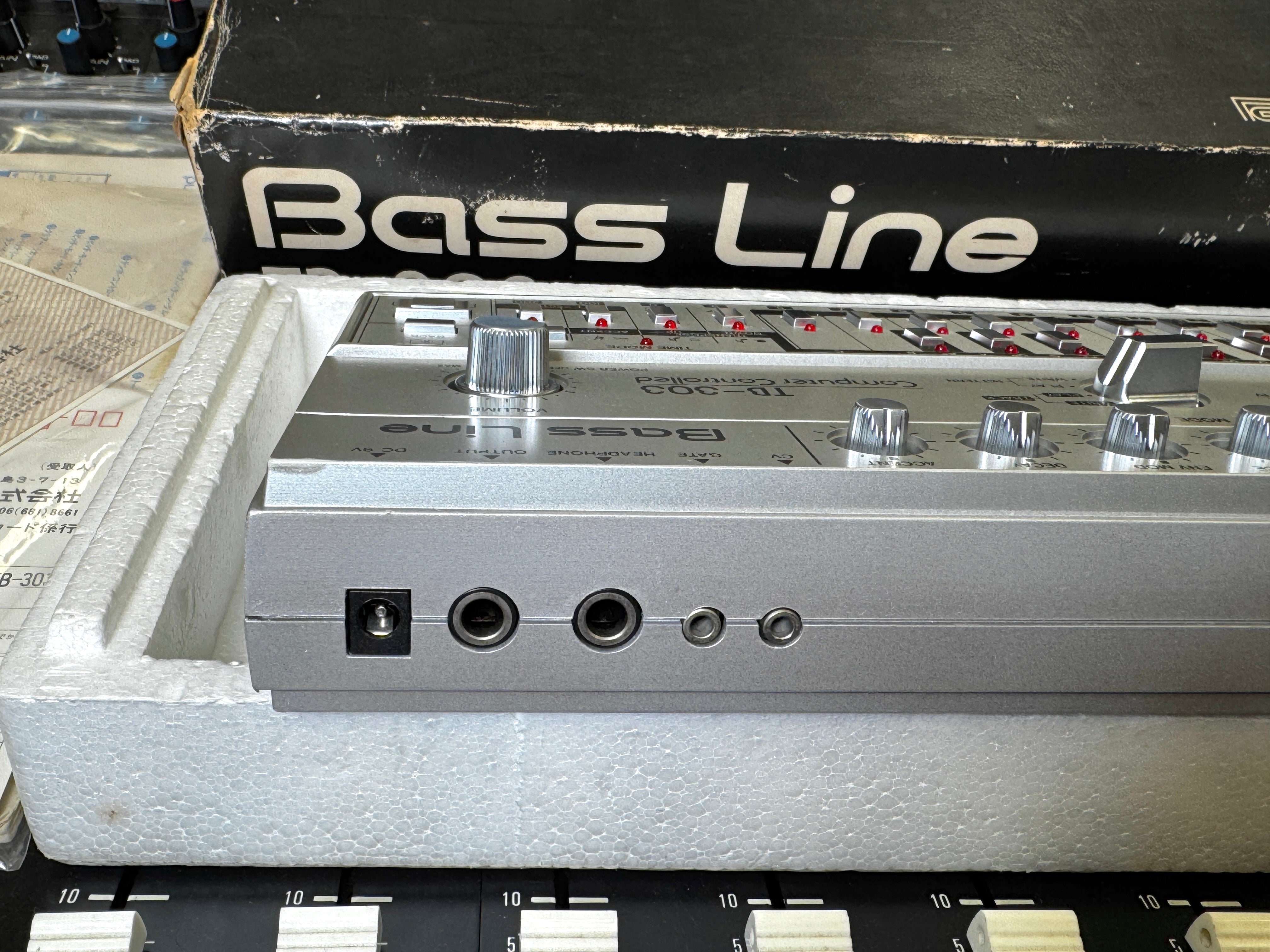 Roland TB-303 Bass Line Inputs