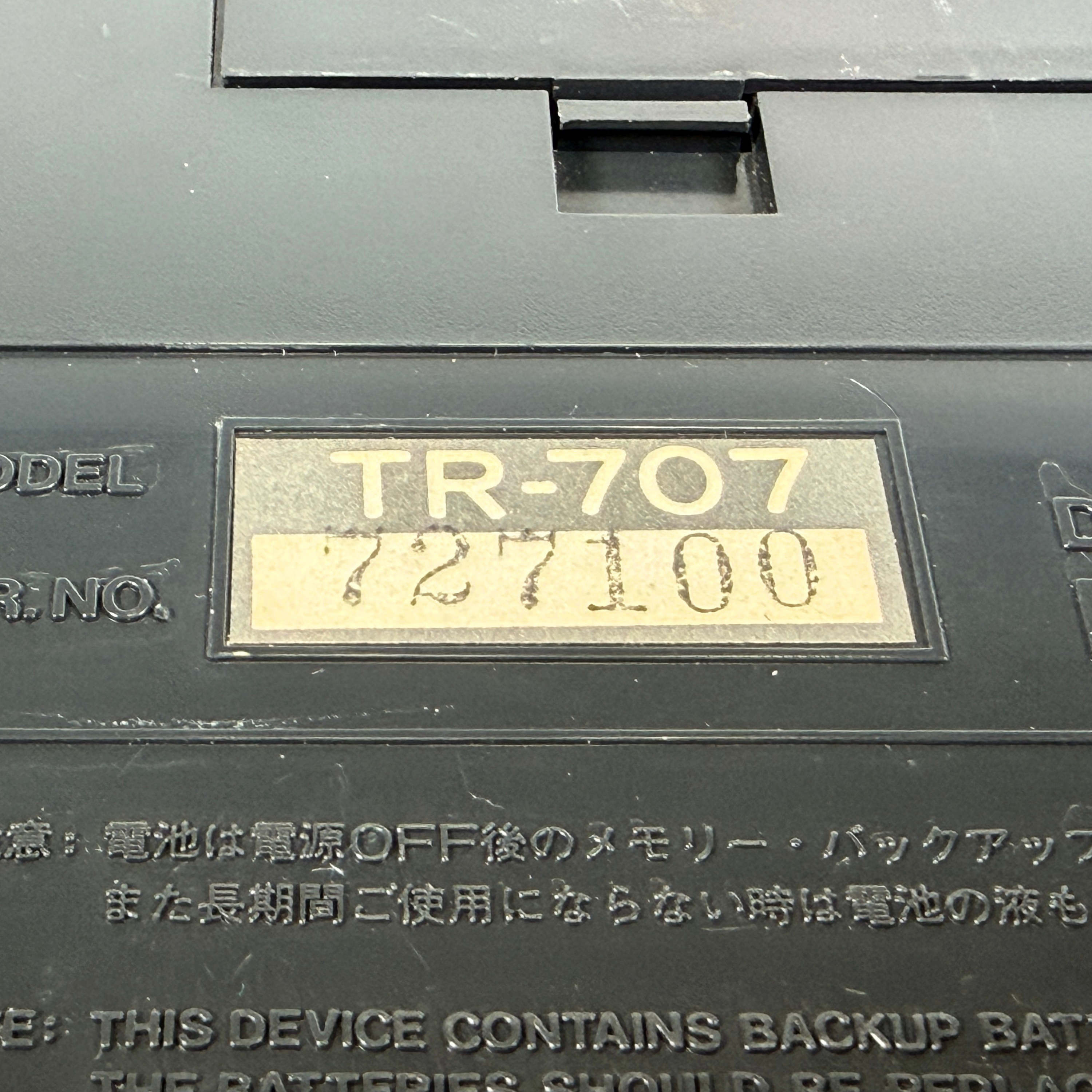 Roland TR-707 Rhythm Composer_5