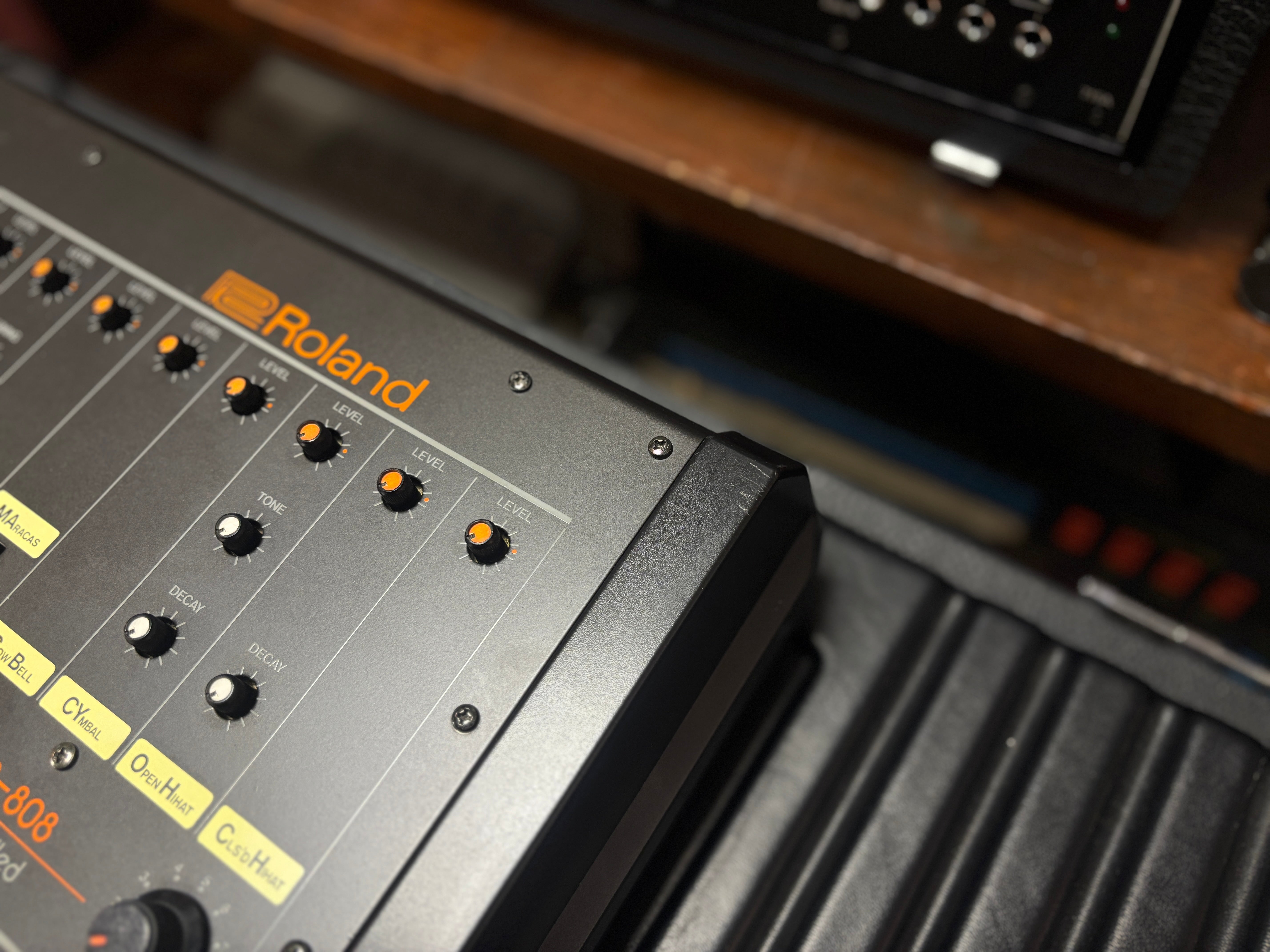 Roland TR-808 Rhythm Composer - near mint SN 311244