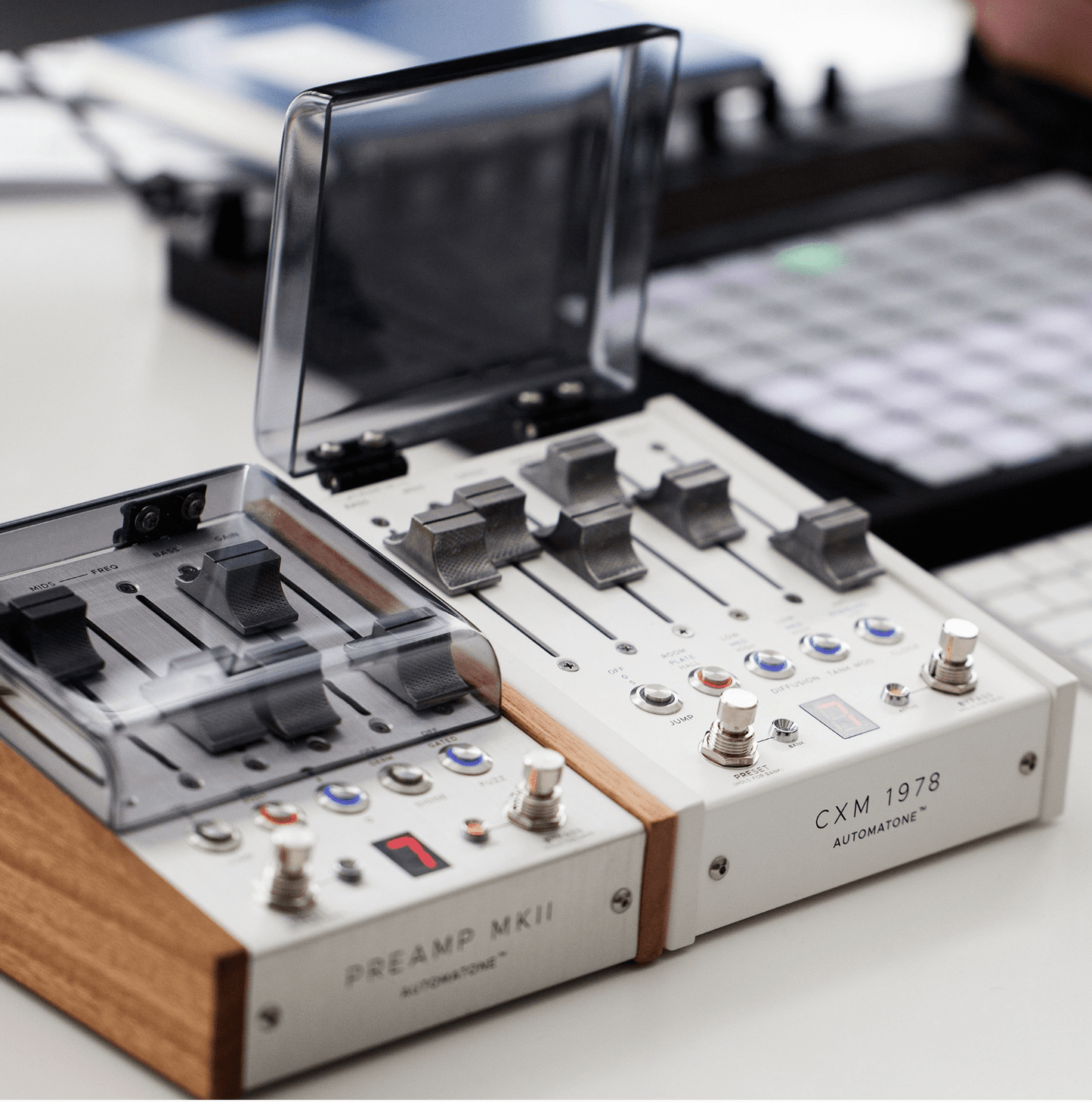 Chase Bliss Audio Fadershield (for Automatone & CXM 1978)