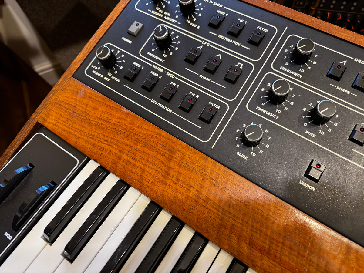 Sequential Circuits Prophet 5 Rev 2 MIDI