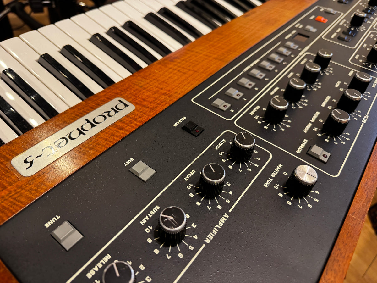 Sequential Circuits Prophet 5 Rev 2 MIDI