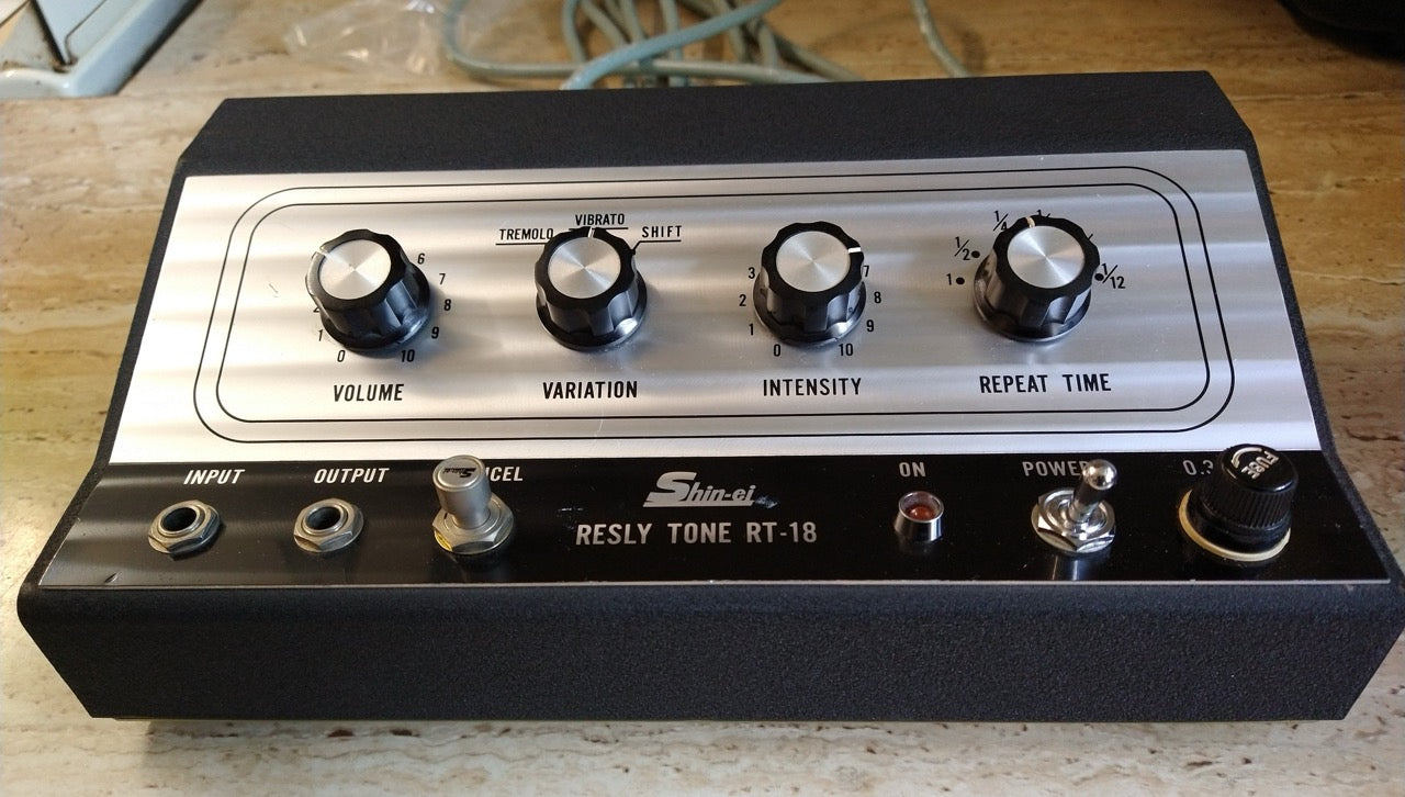 Shin-Ei Resly Tone RT-18 (Uni-Vibe) w/original box - BC1741