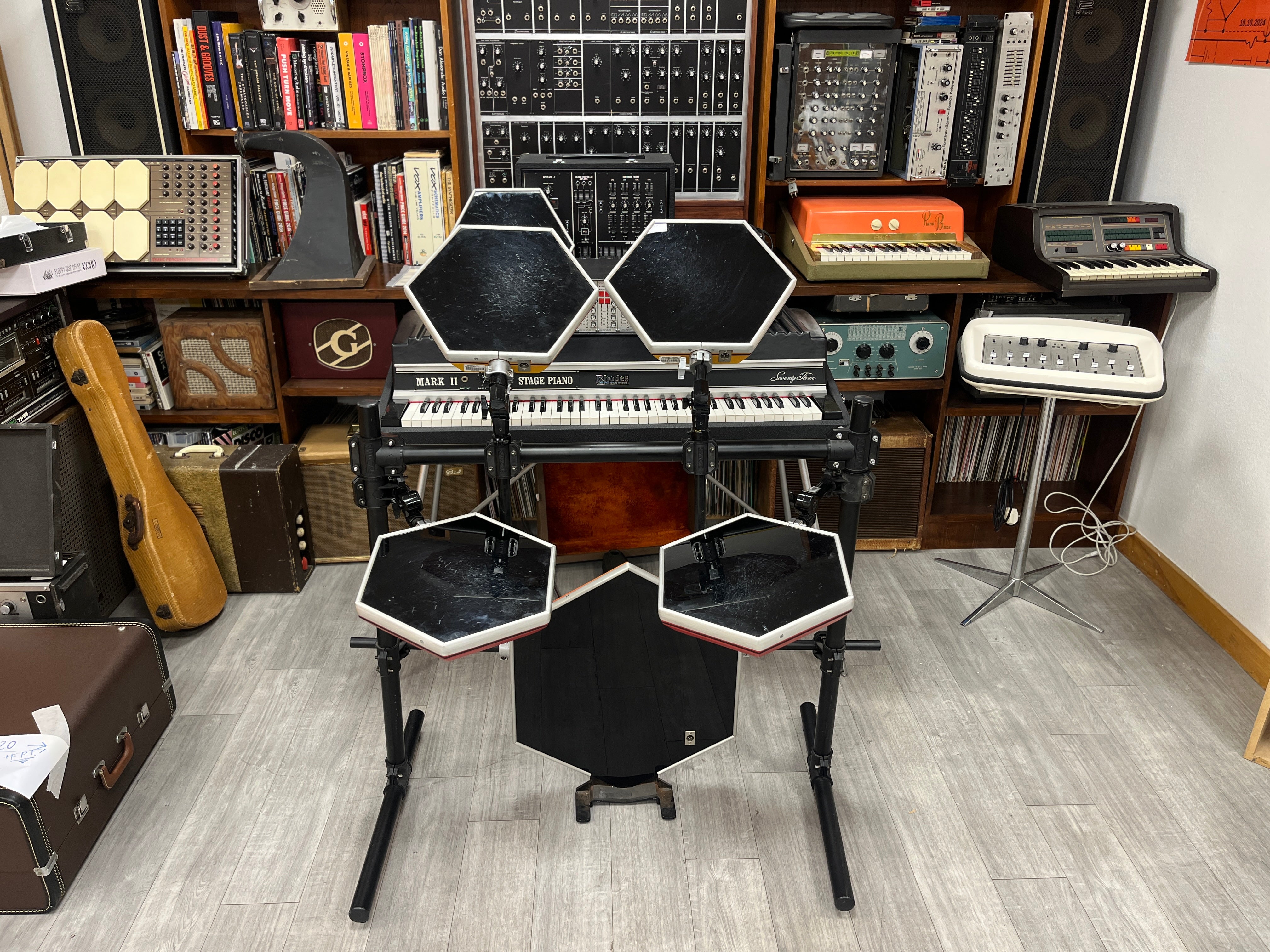 Simmons SDS V Front on (SN7 7)