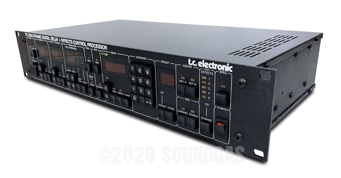 TC Electronic 2290 Dynamic Digital Delay + Effects Control Processor