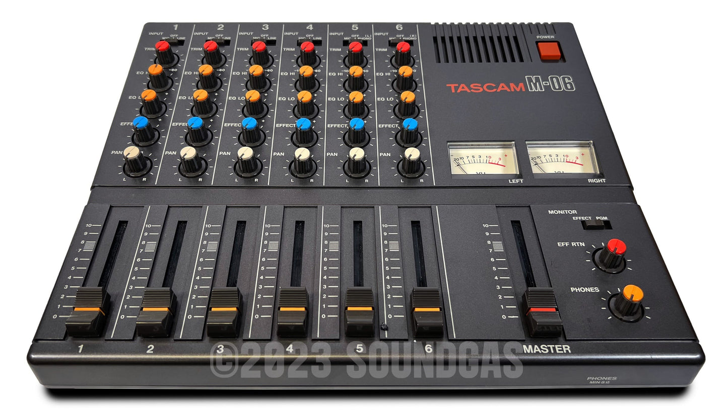 Tascam M-06 - Mint, Box