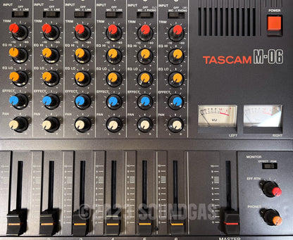 Tascam M-06 - Mint, Box