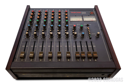 Tascam M-106 Mixer