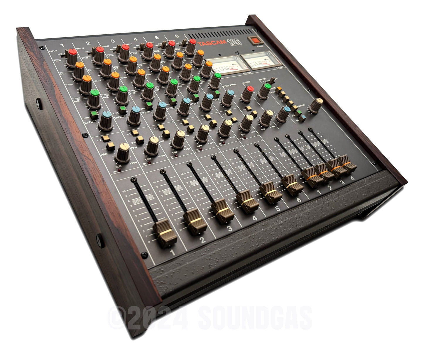 Tascam M-106 Mixer