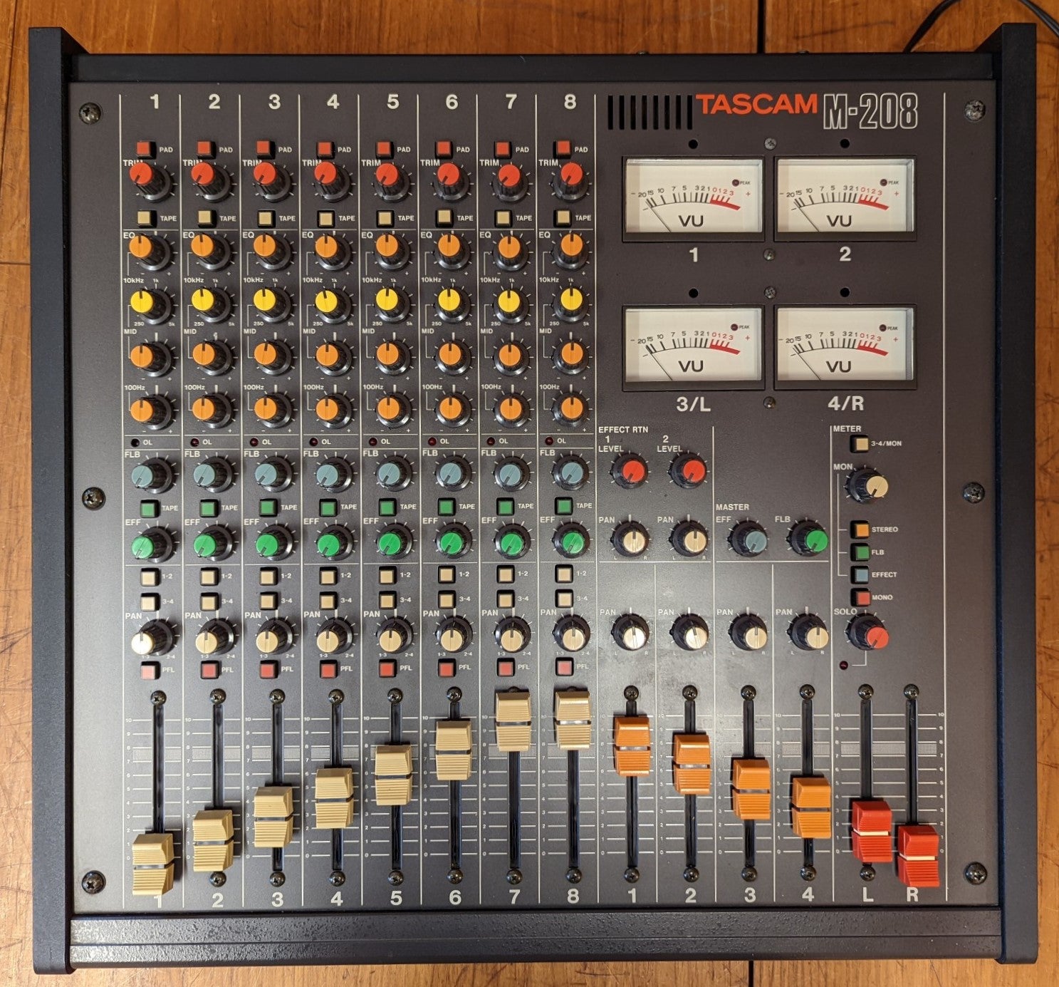 Tascam M-208 + Direct Out Mod FOR SALE – Soundgas