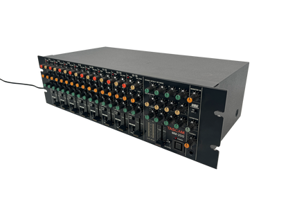 Tascam MM-200 Rack Mixer