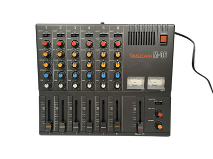 Tascam M-06 Compact Mixer