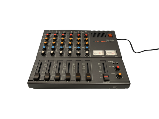 Tascam M-06 Compact Mixer