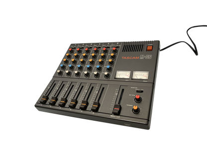 Tascam M-06 Compact Mixer