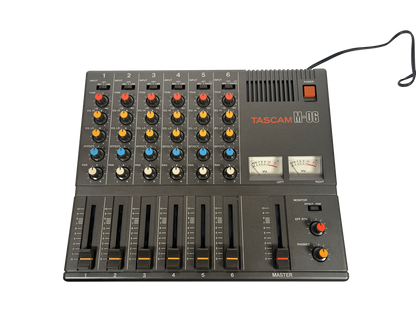 Tascam M-06 Compact Mixer