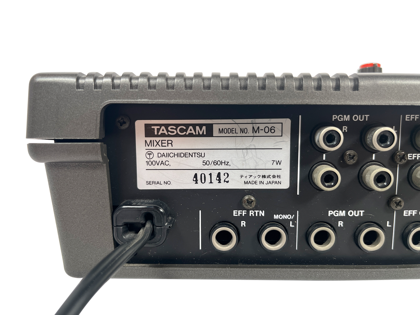 Tascam M-06 Compact Mixer