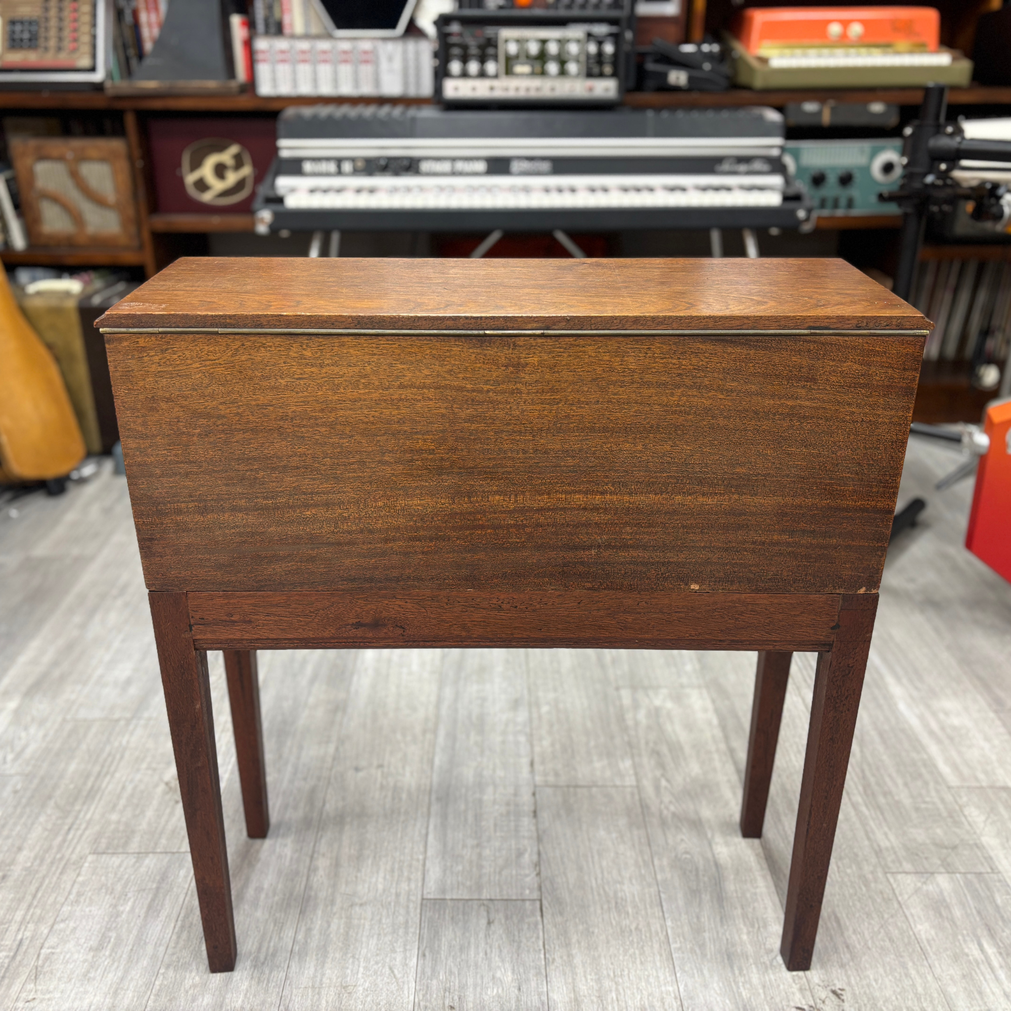 Thomas Machell Dulcitone back_2