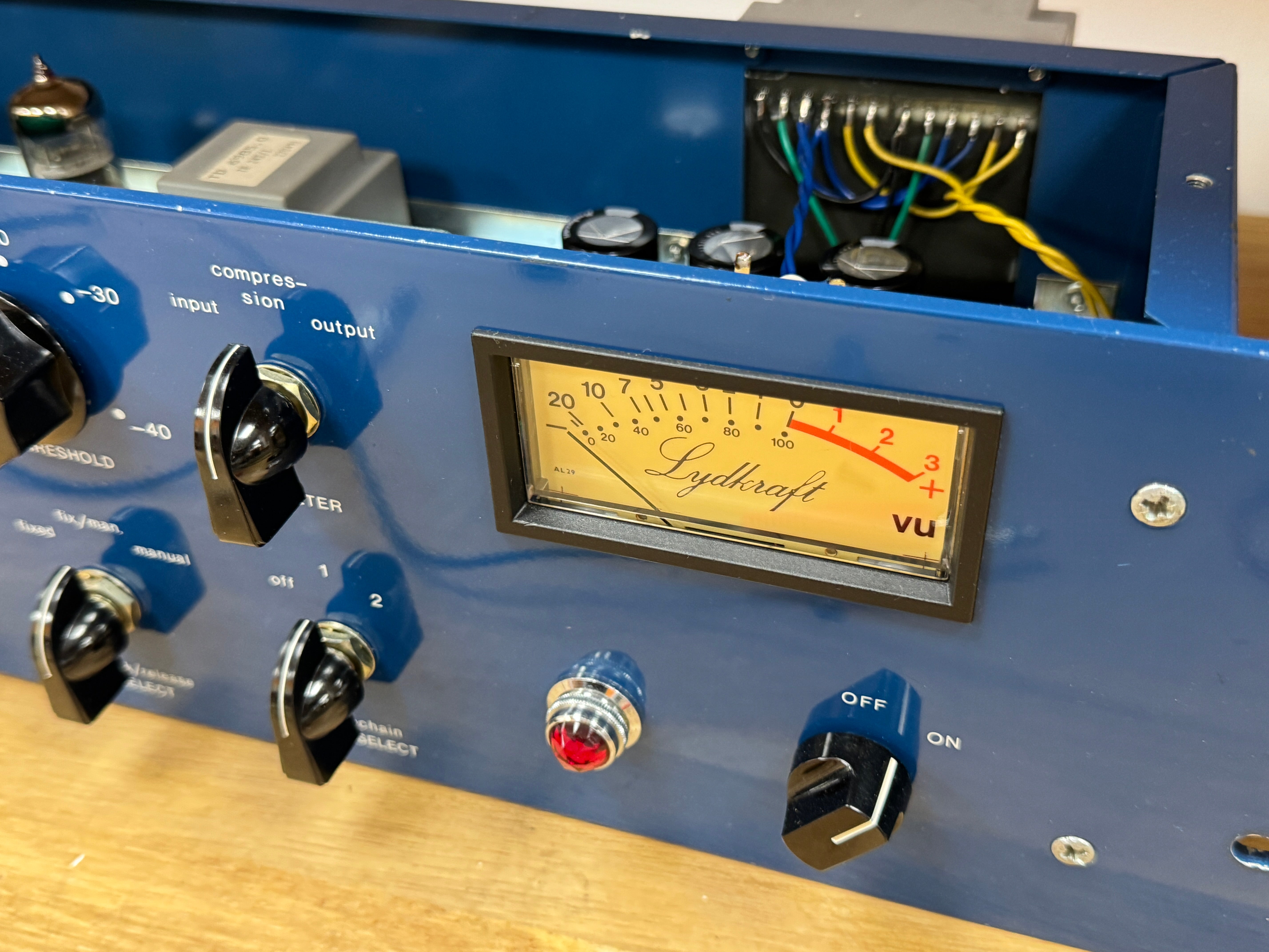 Tube-Tech CL-1B Compressor (Vintage Lydkraft) - SN 1318