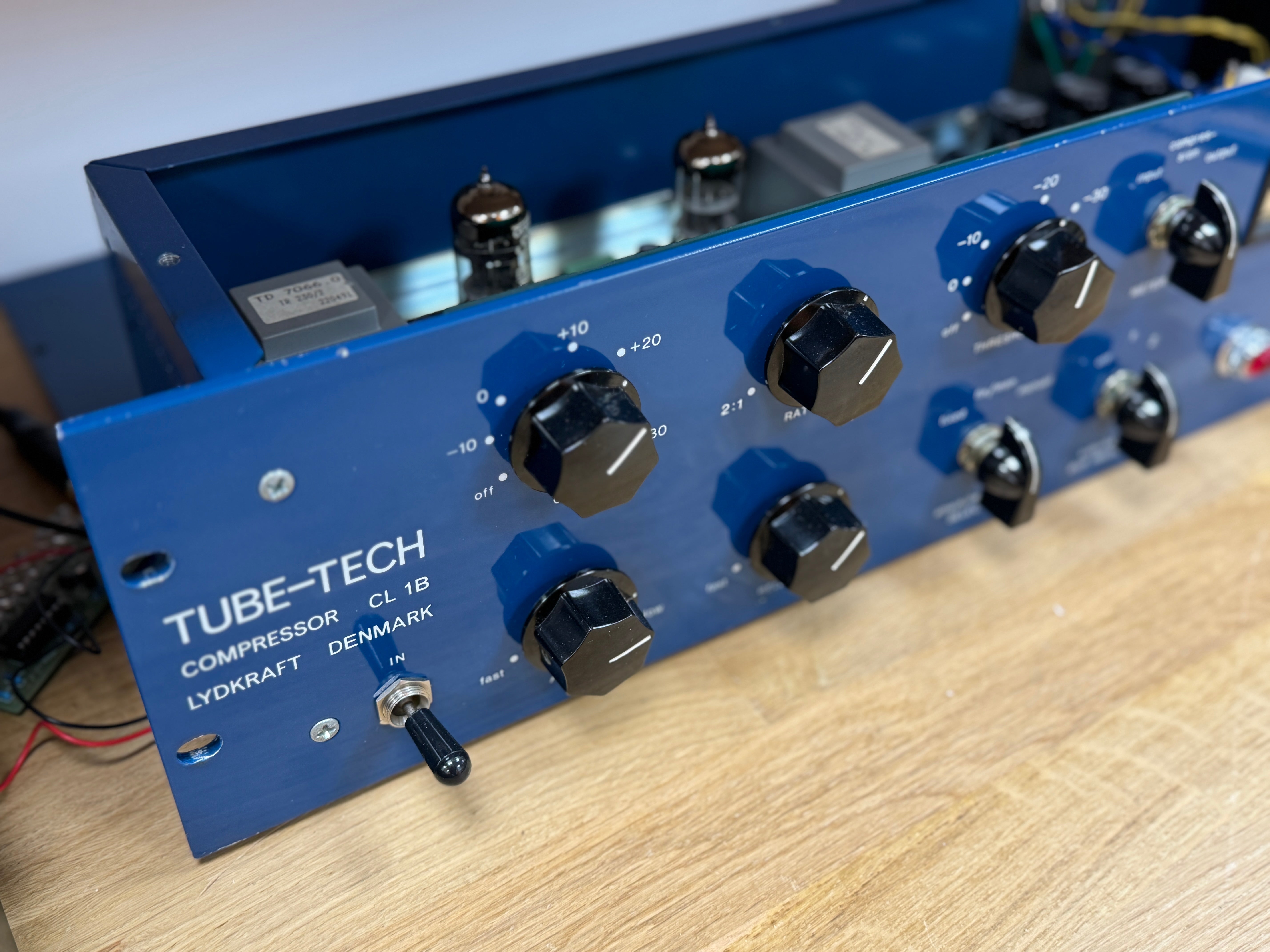 Tube-Tech CL-1B Compressor (Vintage Lydkraft) - SN 1318
