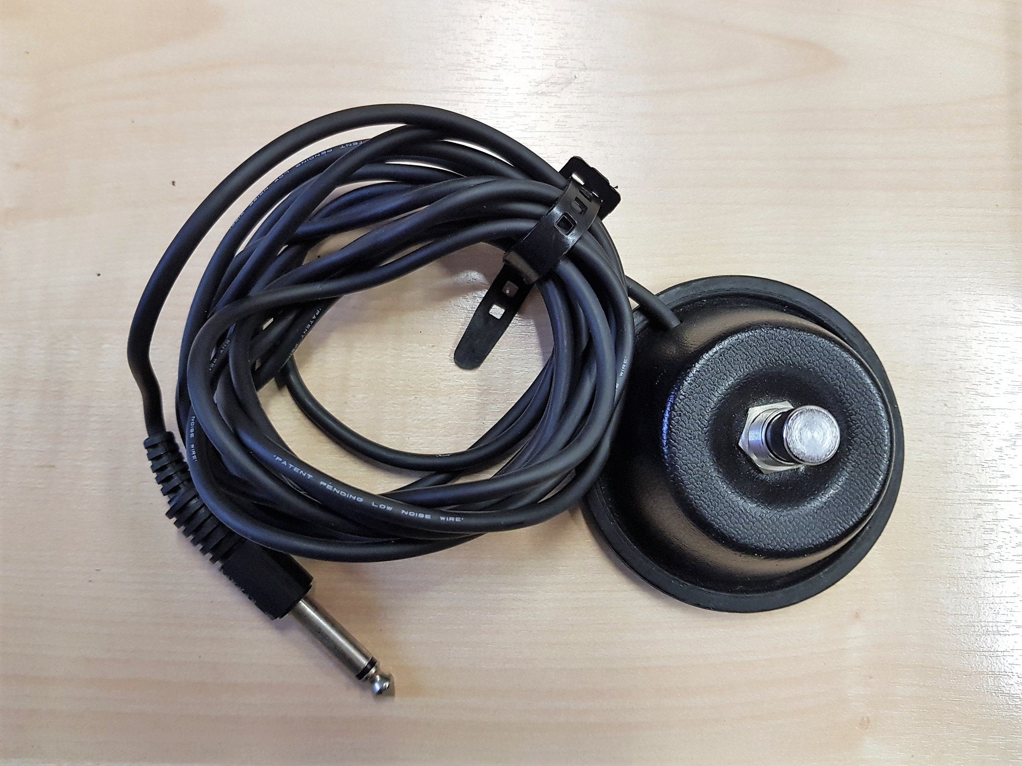 Roland Footswitch FOR SALE – Soundgas