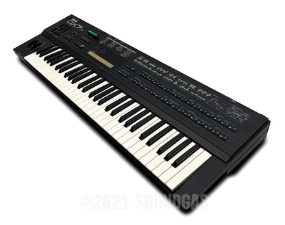 Yamaha DX7 IID