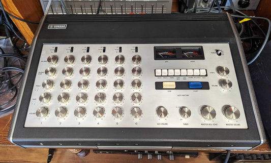 Yamaha EM-130 Mixer + Drum Machine