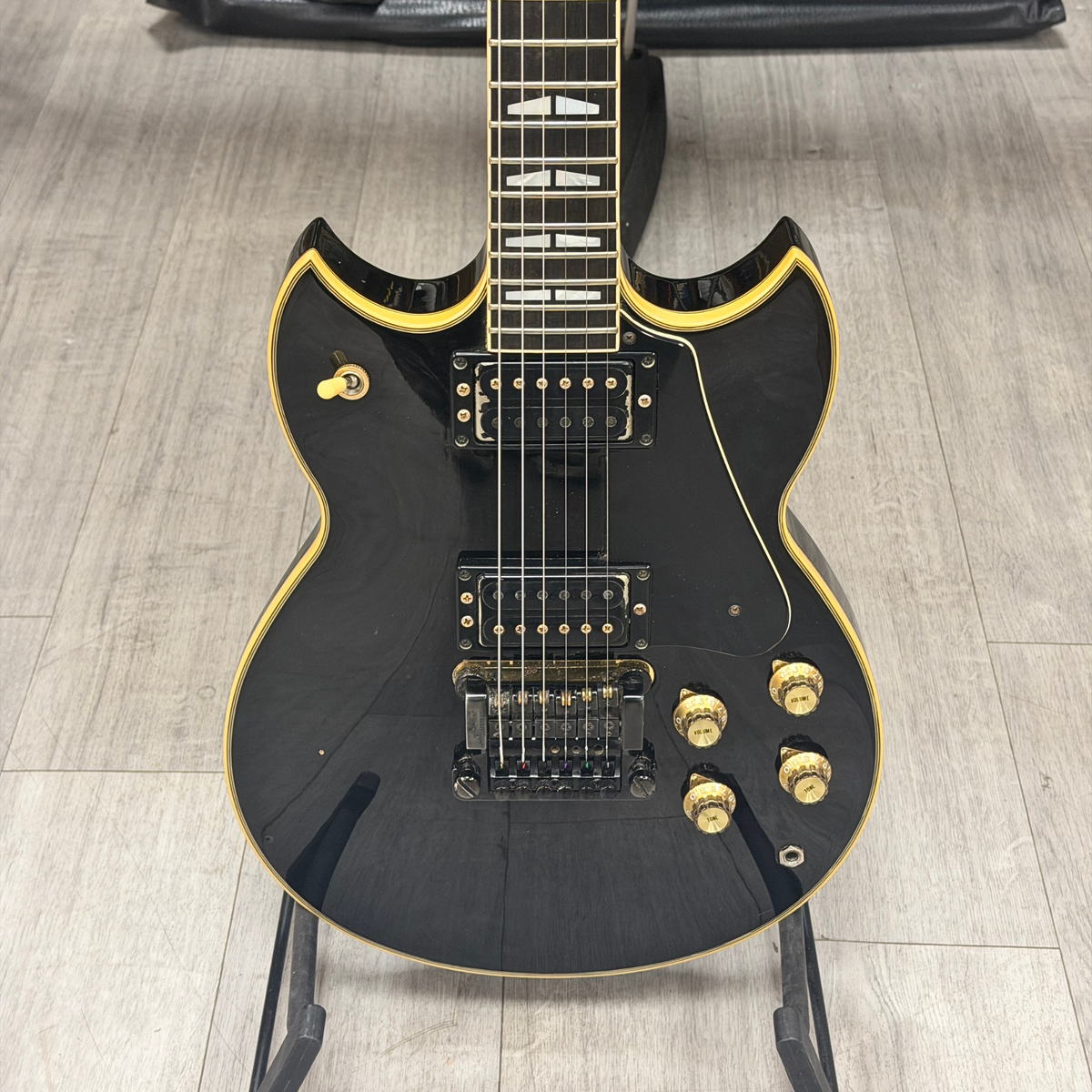 Yamaha SG 1000 Electric Guitar_2