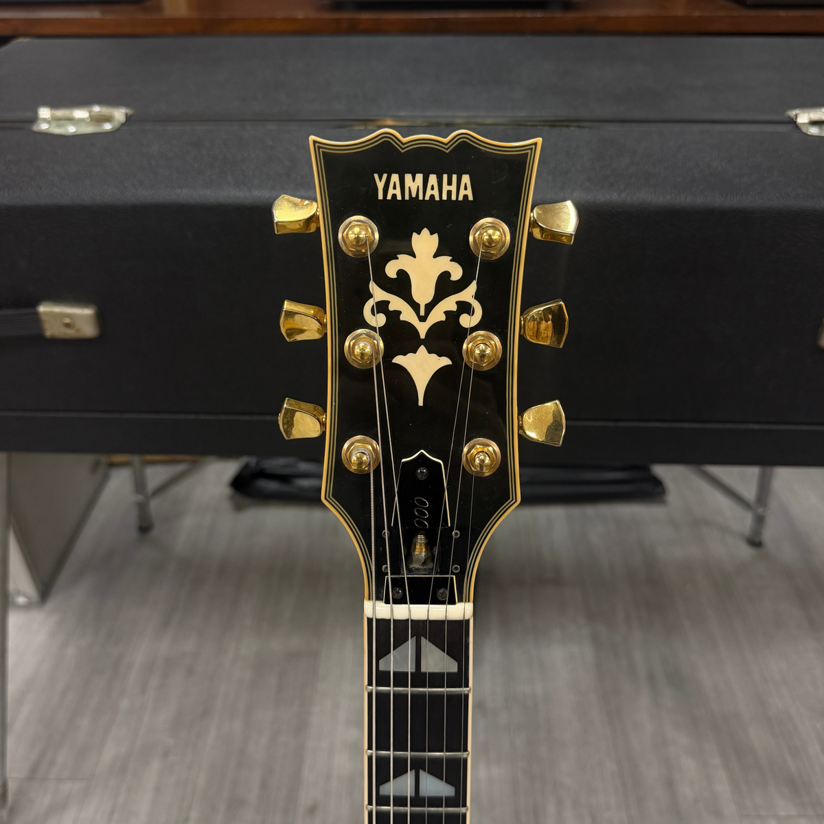 Yamaha SG 1000 Electric Guitar_6